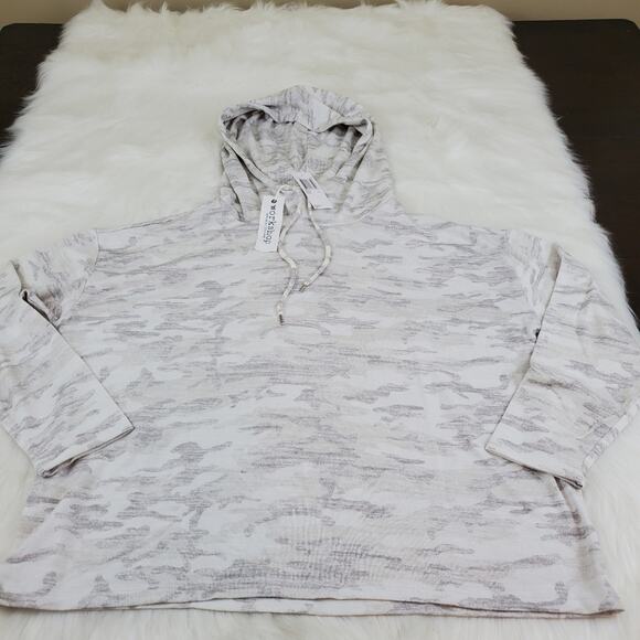 $5 Sale!!! NWT Workshop Large Drop Shoulder Long Sleeve Camo Hoodie - Picture 4 of 9